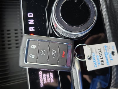 2026 Jeep Grand Cherokee Laredo