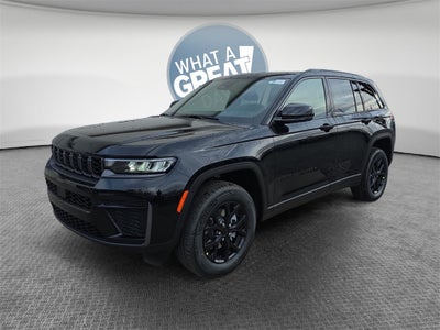 2026 Jeep Grand Cherokee Laredo