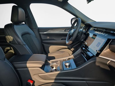 2027 Jeep Grand Cherokee Altitude