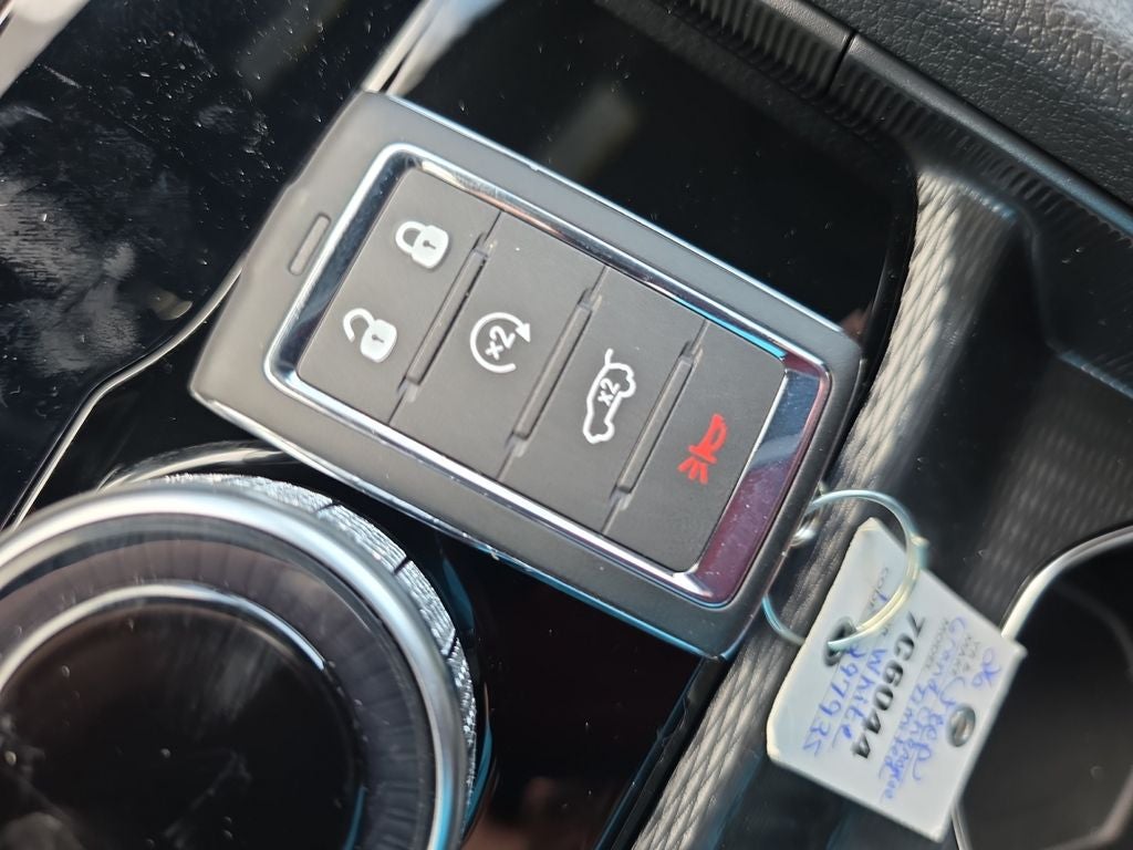 2026 Jeep Grand Cherokee Base