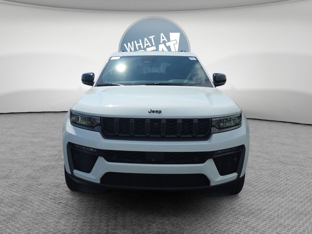 2026 Jeep Grand Cherokee Base