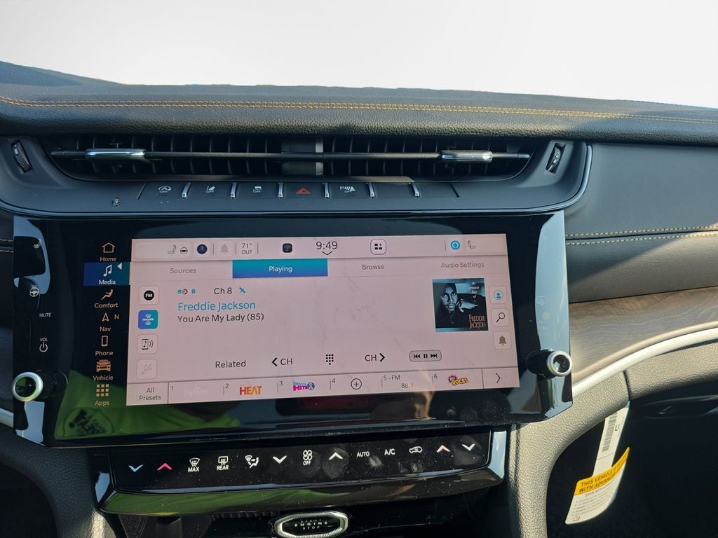 2026 Jeep Grand Cherokee Base