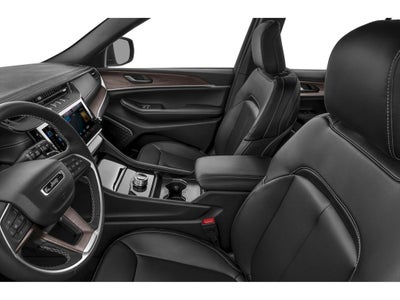 2026 Jeep Grand Cherokee Base