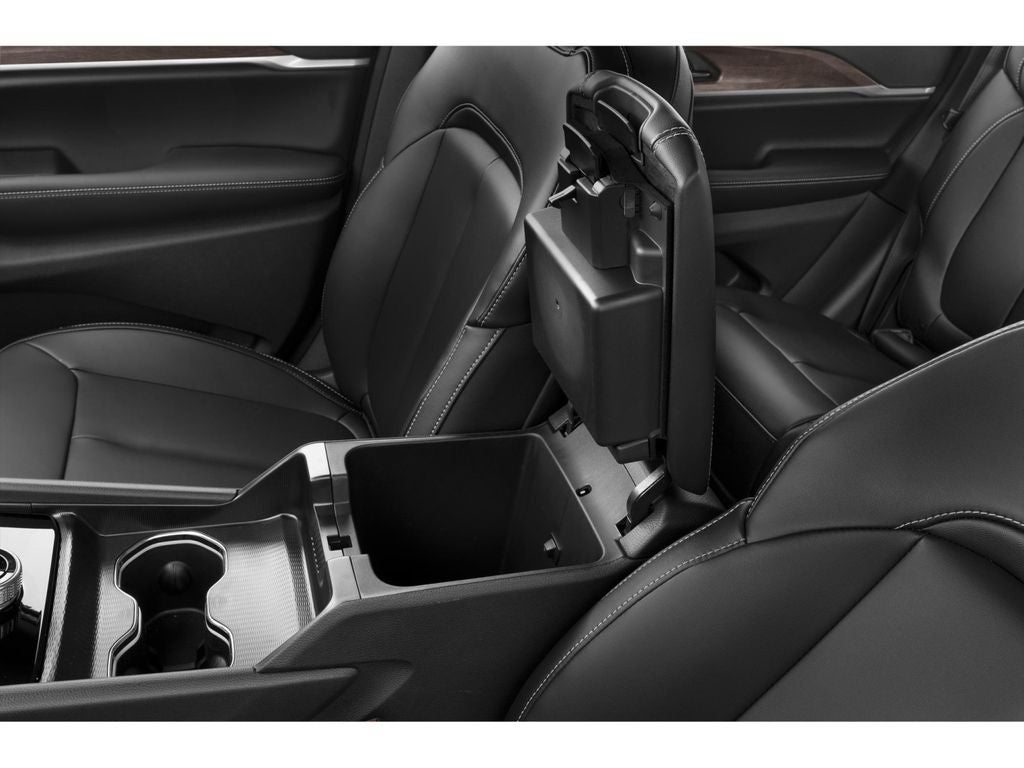 2026 Jeep Grand Cherokee Base