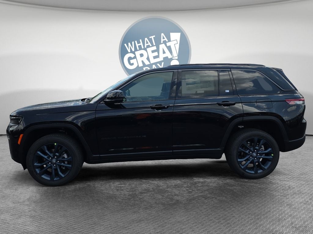 2026 Jeep Grand Cherokee Base