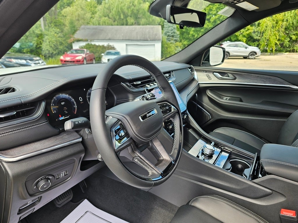 2025 Jeep Grand Cherokee Overland