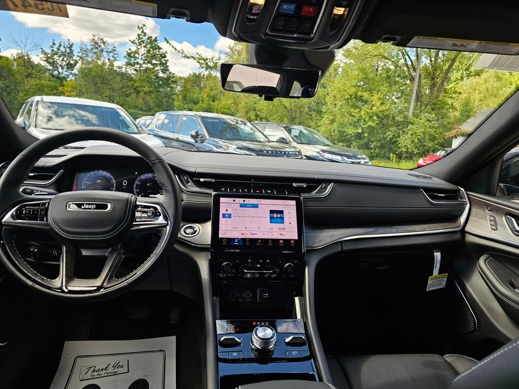 2025 Jeep Grand Cherokee Overland