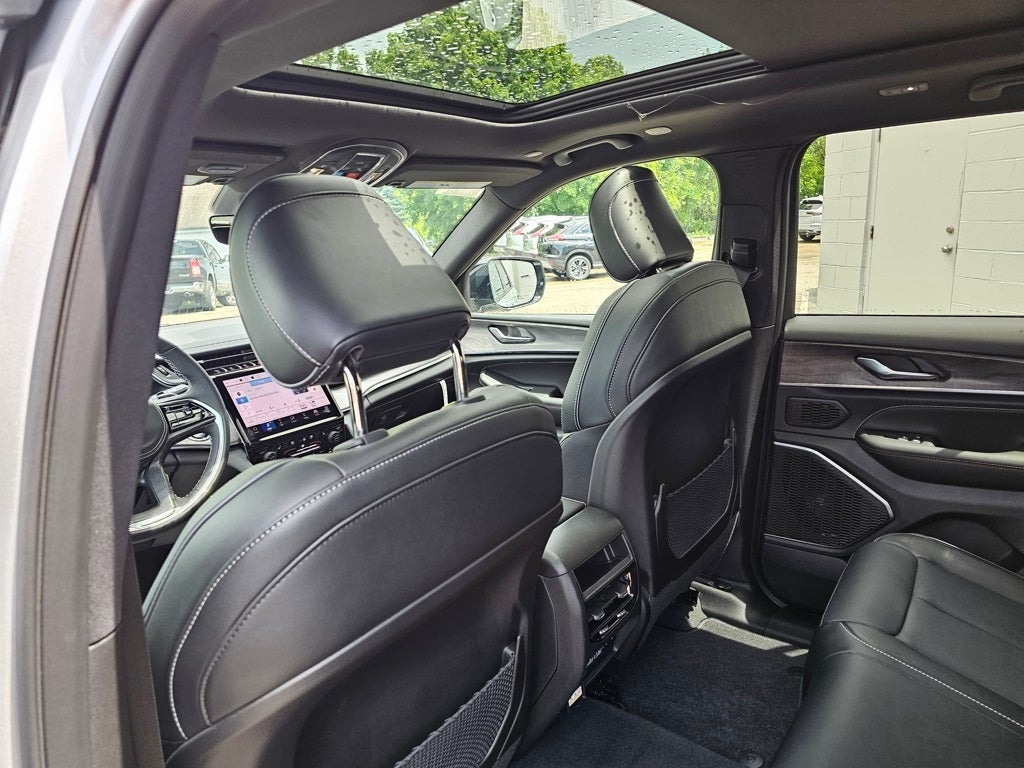 2025 Jeep Grand Cherokee Overland