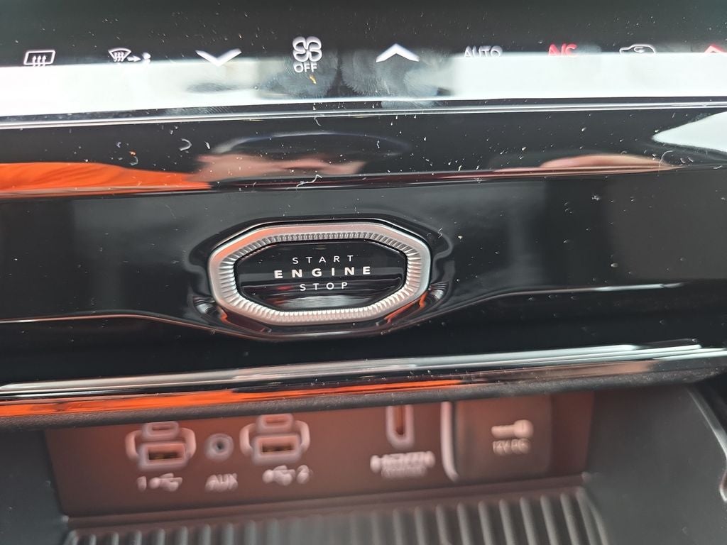 2026 Jeep Grand Cherokee Summit