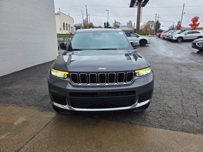 2025 Jeep Grand Cherokee Laredo
