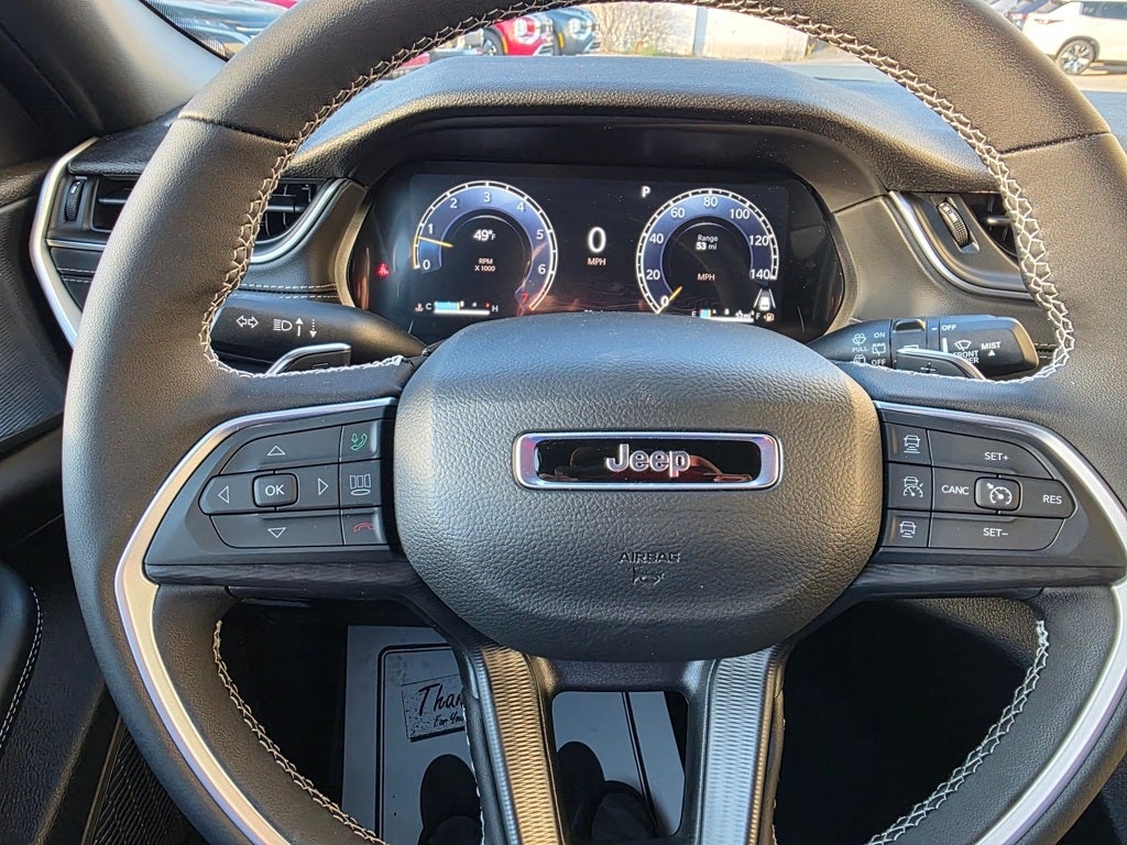 2025 Jeep Grand Cherokee Laredo