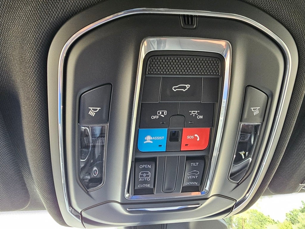 2025 Jeep Grand Cherokee Altitude X