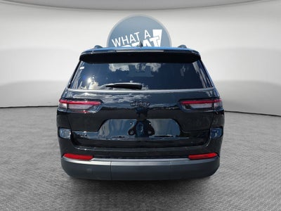 2026 Jeep Grand Cherokee Laredo