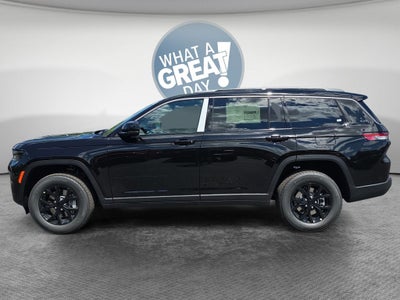 2026 Jeep Grand Cherokee Laredo
