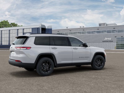 2026 Jeep Grand Cherokee Laredo