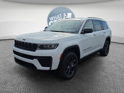 2027 Jeep Grand Cherokee Laredo Altitude