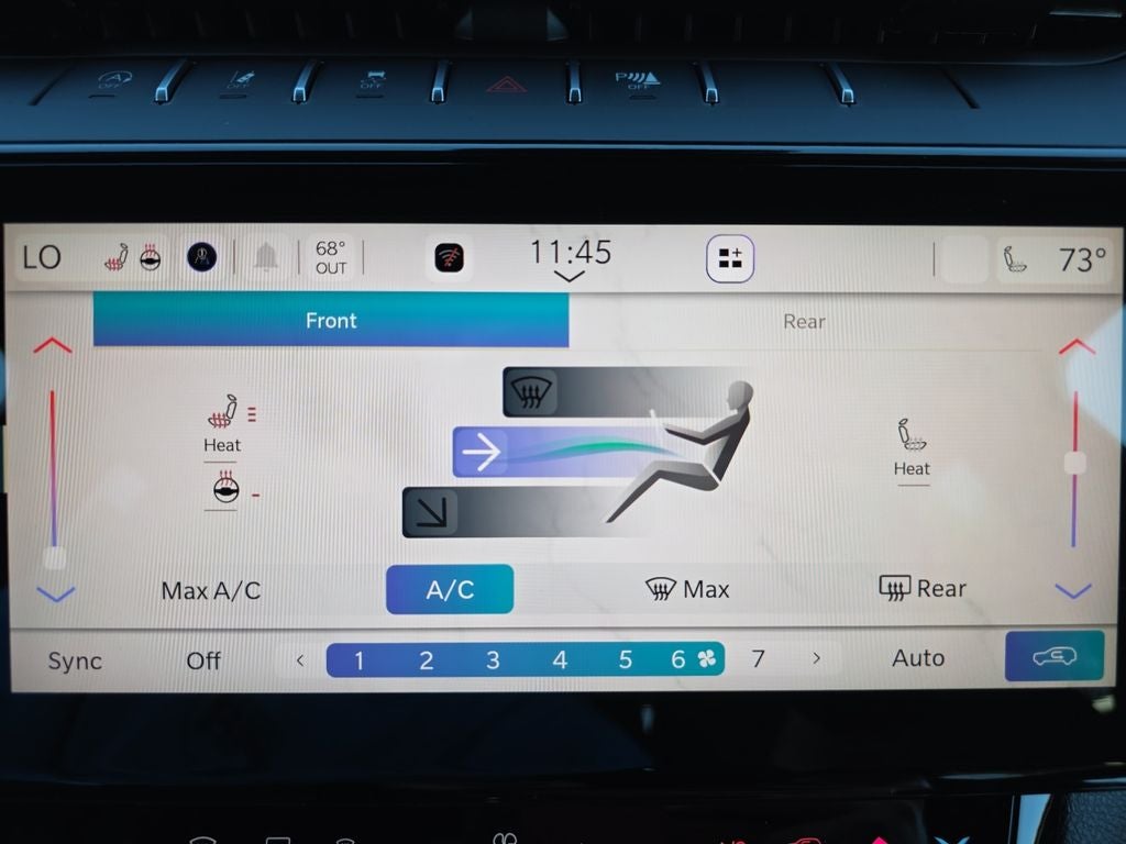 2027 Jeep Grand Cherokee Laredo Altitude