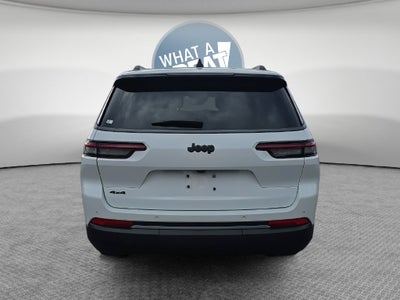2027 Jeep Grand Cherokee Laredo Altitude