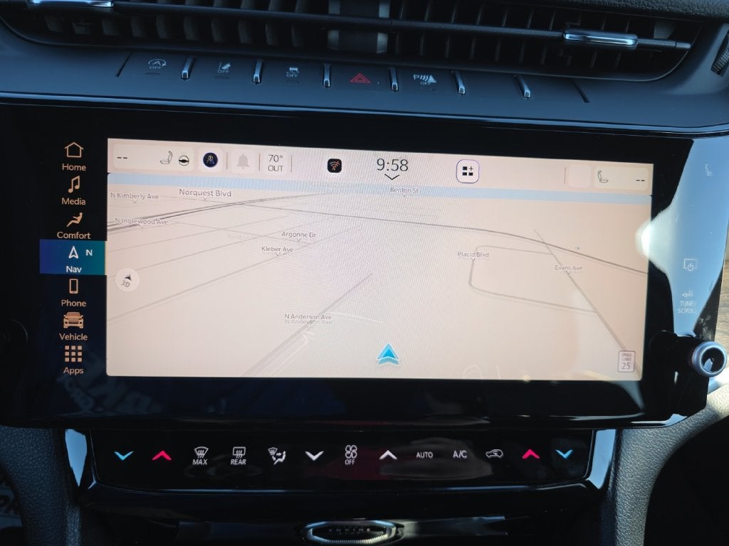 2027 Jeep Grand Cherokee Laredo Altitude