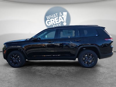 2027 Jeep Grand Cherokee Laredo Altitude