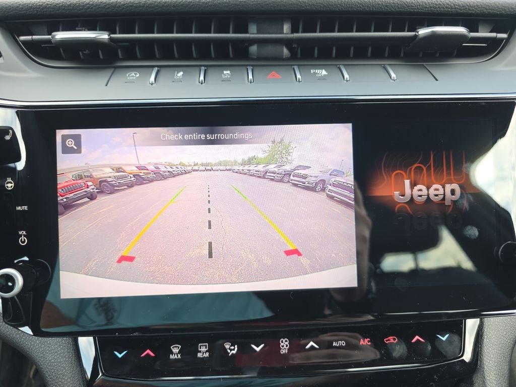 2027 Jeep Grand Cherokee L Laredo Altitude