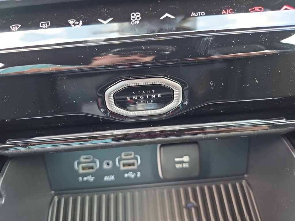 2027 Jeep Grand Cherokee L Laredo Altitude