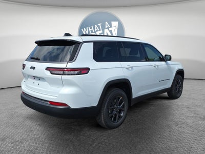 2027 Jeep Grand Cherokee L Laredo Altitude