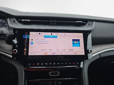 2027 Jeep Grand Cherokee Laredo Altitude