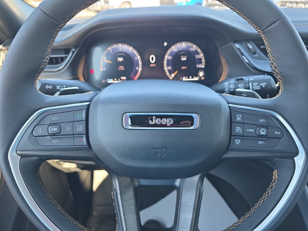 2026 Jeep Grand Cherokee Base
