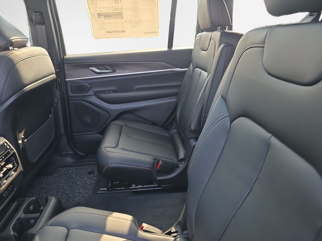 2026 Jeep Grand Cherokee L Base