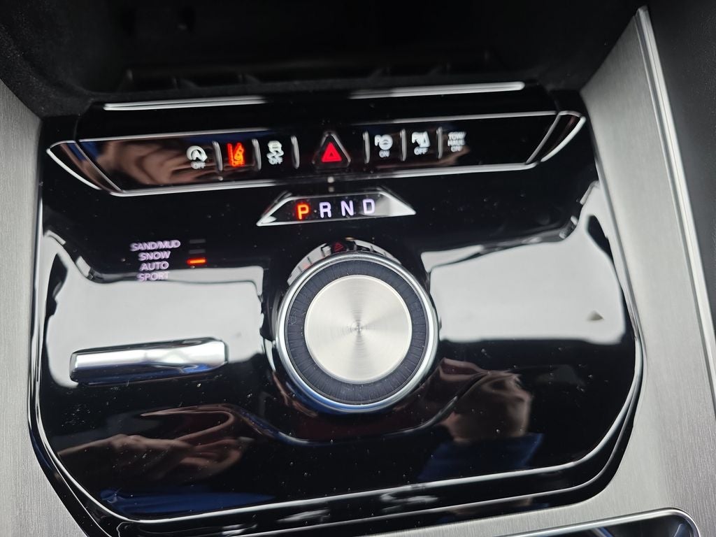 2026 Jeep Grand Wagoneer Base