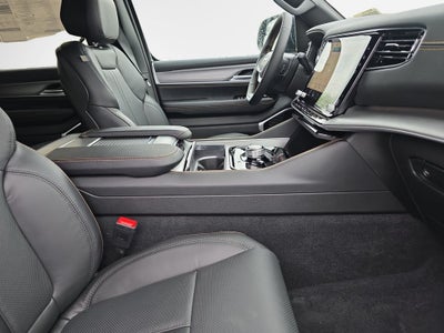 2026 Jeep Grand Wagoneer Base