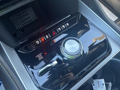 2026 Jeep Grand Wagoneer Base