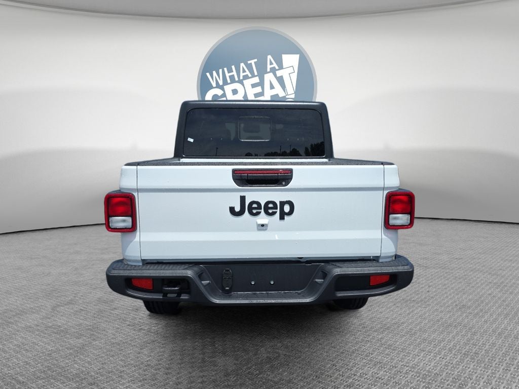 2026 Jeep Gladiator Sport S