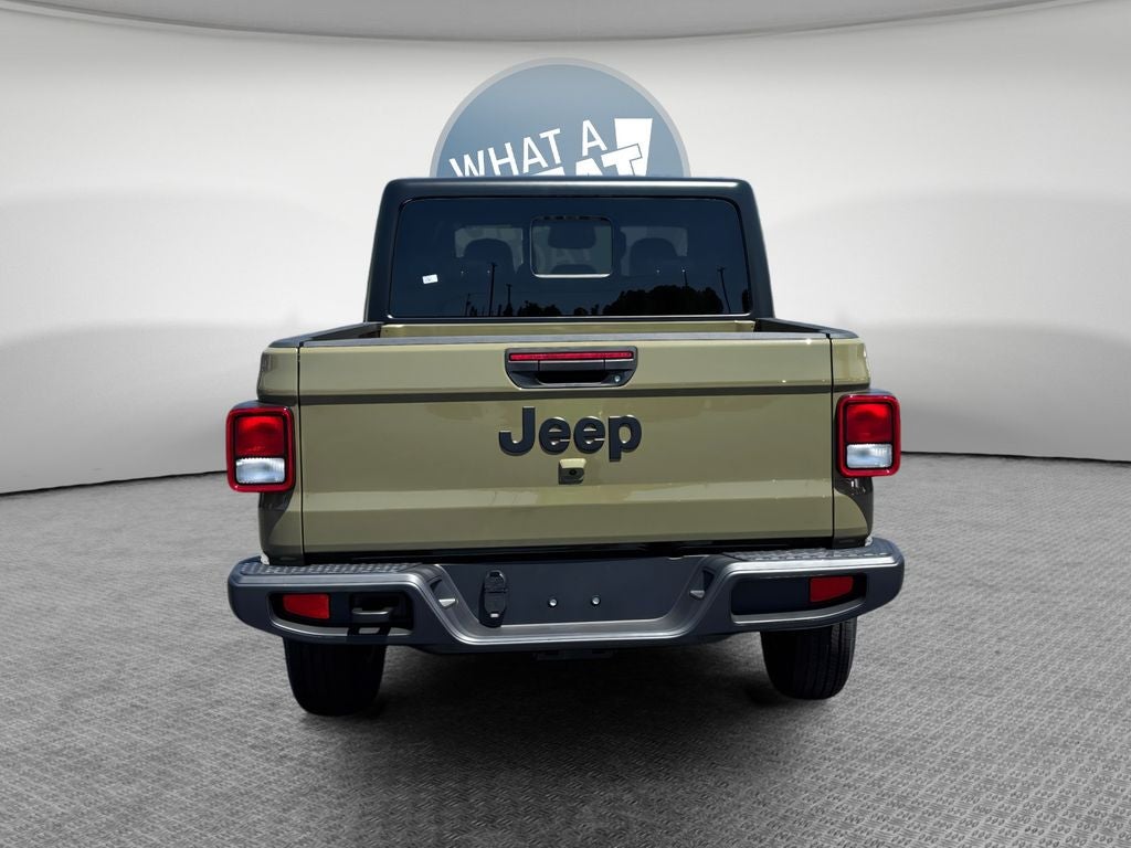 2026 Jeep Gladiator Sport S