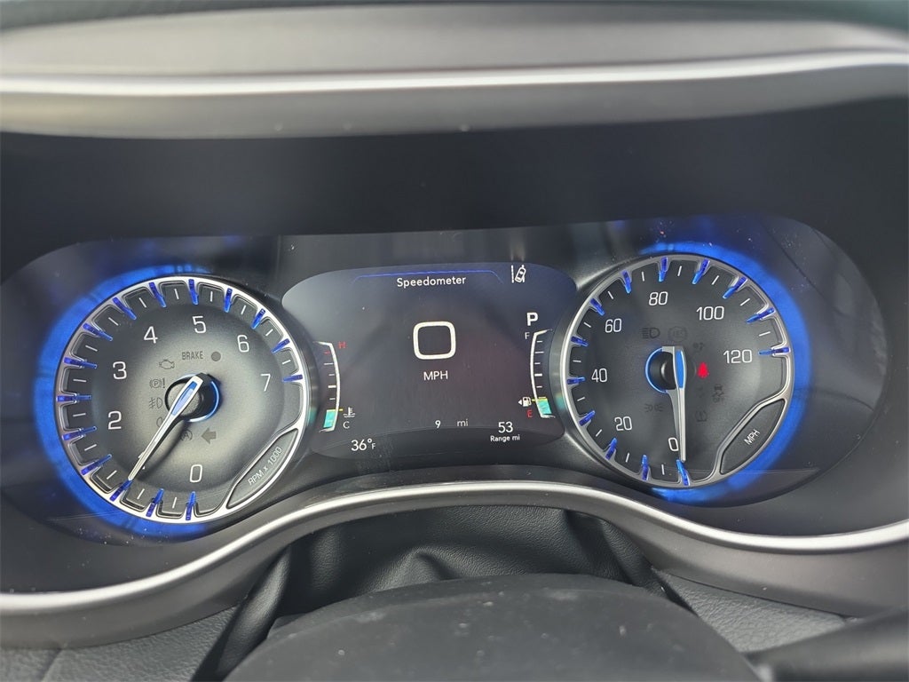 2026 Chrysler Pacifica Select