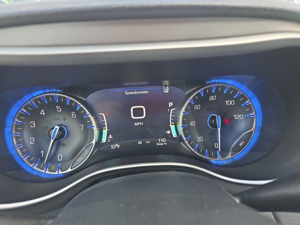 2027 Chrysler Pacifica Select