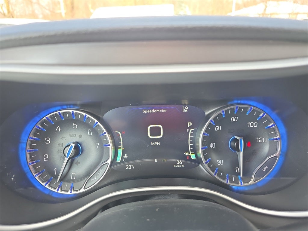 2026 Chrysler Pacifica Select