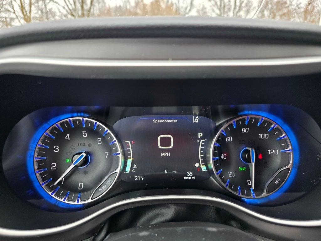 2026 Chrysler Pacifica Select