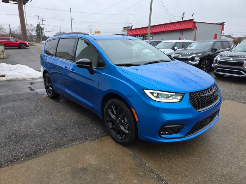 2026 Chrysler Pacifica Limited