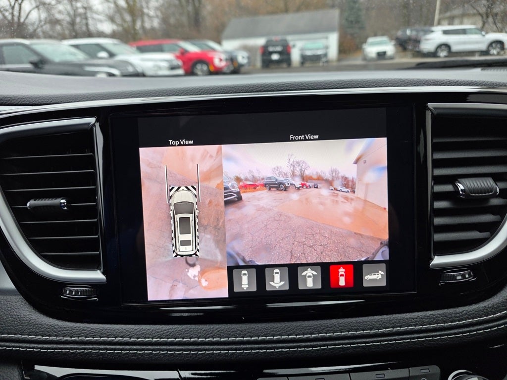 2026 Chrysler Pacifica Limited