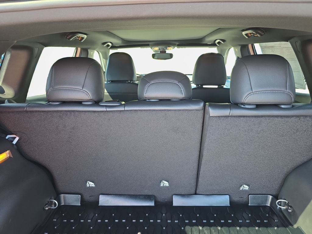 2026 Jeep Compass Base