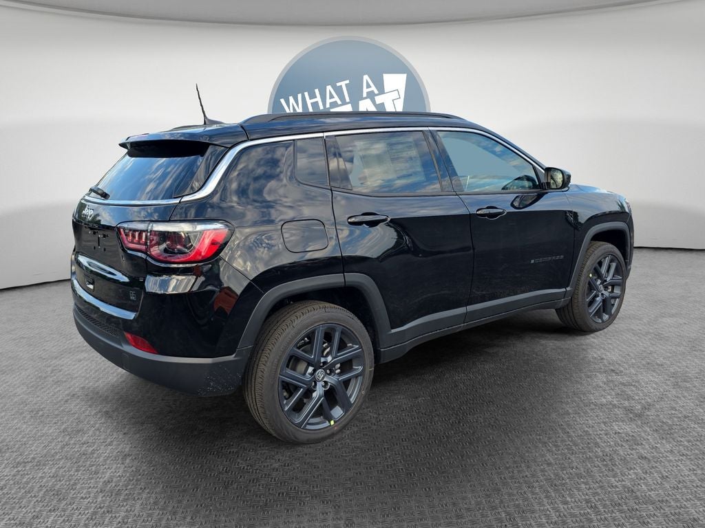 2026 Jeep Compass Base