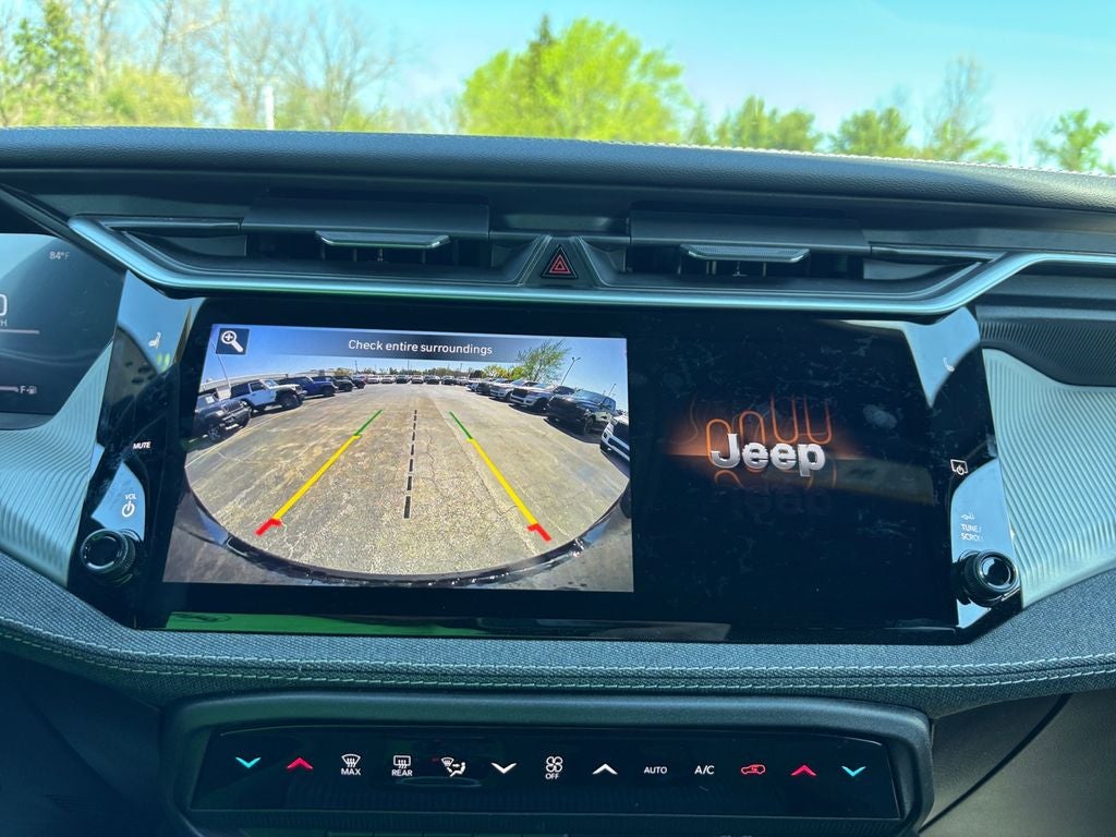 2026 Jeep Cherokee Laredo