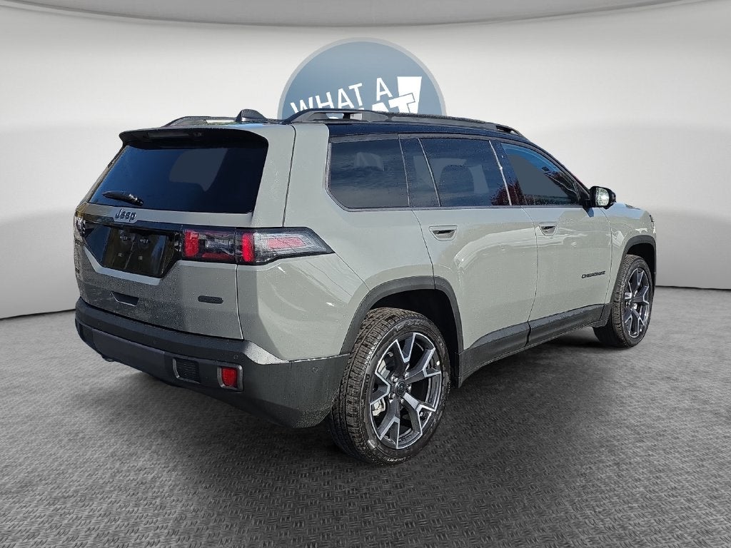 2027 Jeep Cherokee Overland