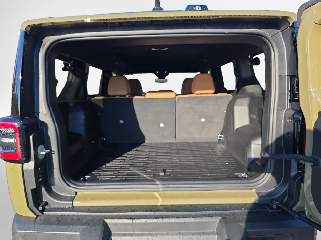 2026 Jeep Recon Base