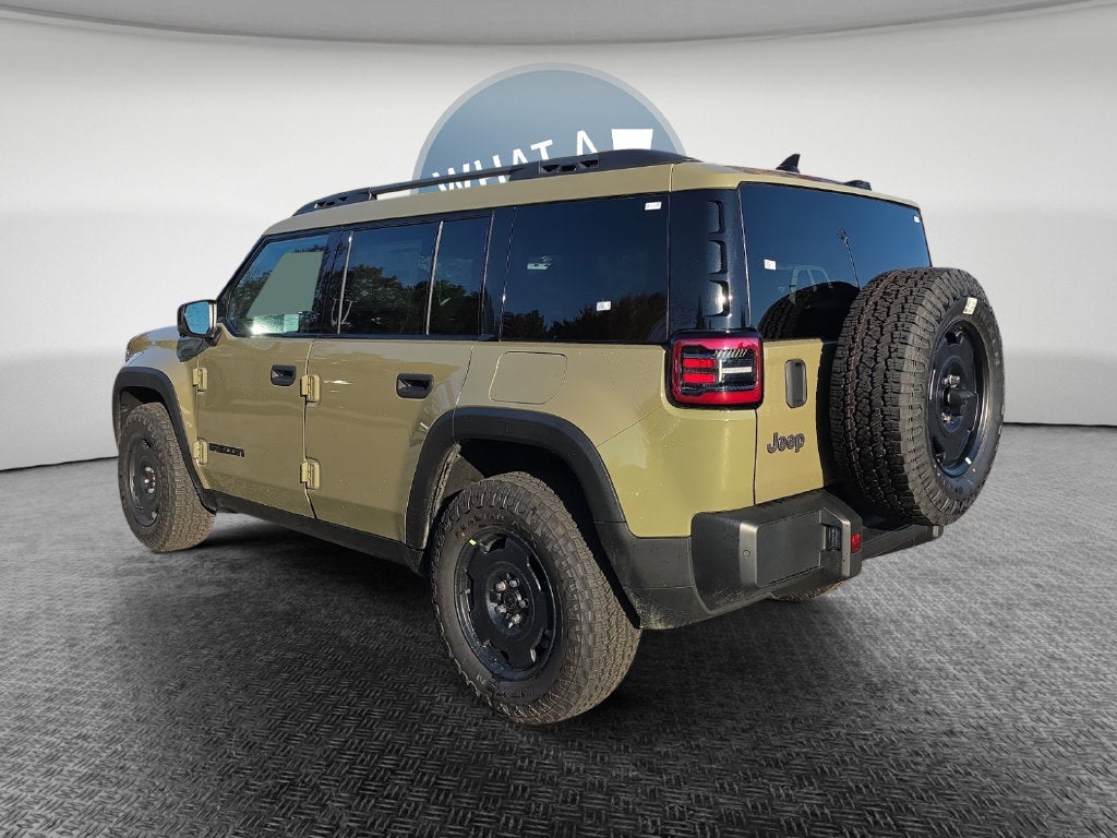 2026 Jeep Recon Base