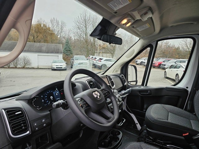 2025 RAM Promaster Base