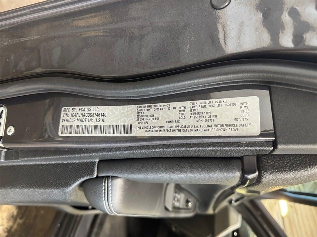 2025 Jeep Grand Cherokee Laredo X