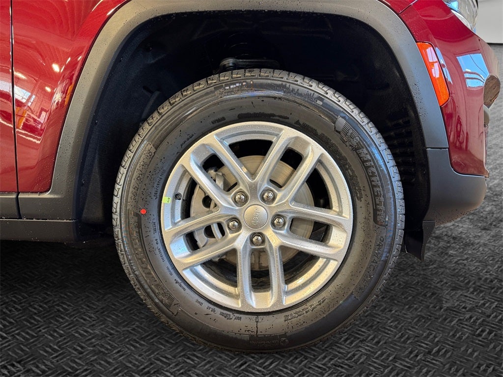 2025 Jeep Grand Cherokee Laredo X